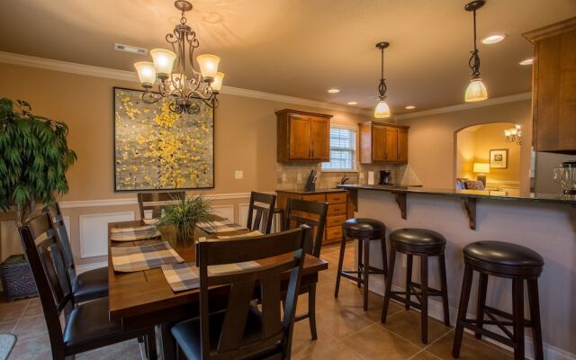 Branson Bluffs Retreat by RedAwning
