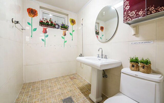 Ganghwadogold Villa Pension
