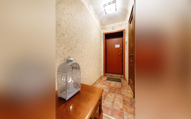 Аврора на улице Красная 5