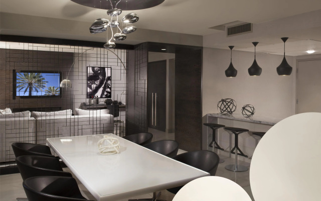 Hyatt Regency Los Angeles International Airport