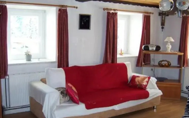 Farm House Orainza
