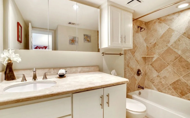 Seascape 1104 - 1 Br Condo