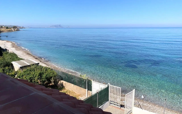 Sfondo Blu Villa sul mare
