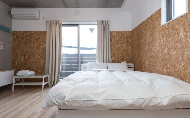 Ostay Kyoto Nijo-Jo Kawa