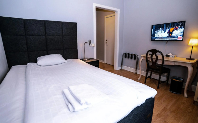 Queen's Hotel by First Hotels