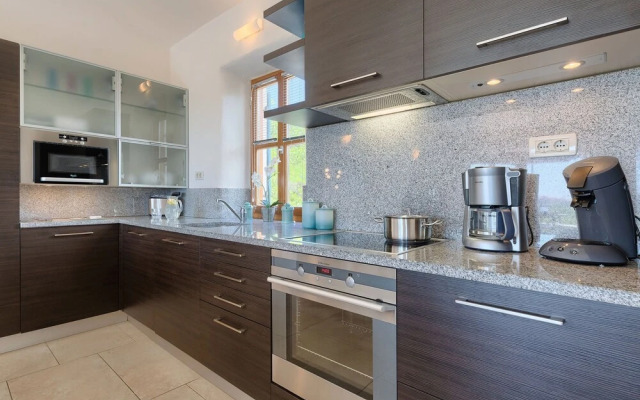 Bibali in Bibali With 3 Bedrooms and 3 Bathrooms
