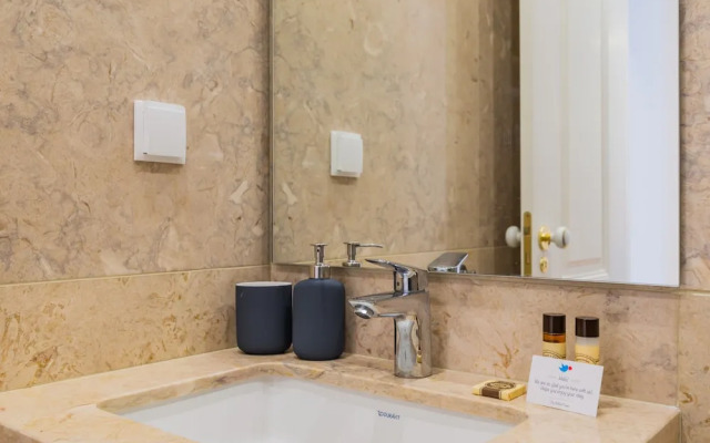 Life is Good in Lisbon Baixa Apartment