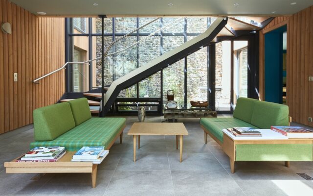 Eden Lodge Paris