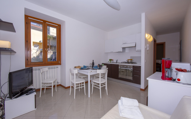 Fontana Del Lago Apt. 1