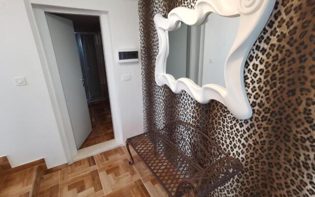 Hvar Zen Apartment II w/ free parking