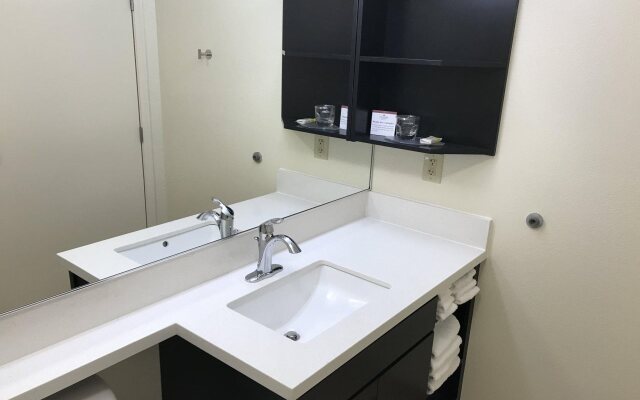 Candlewood Suites Fort Wayne by IHG