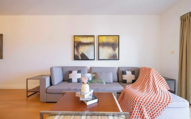 Tyms 2BR 1BA Apt Yongxin Century