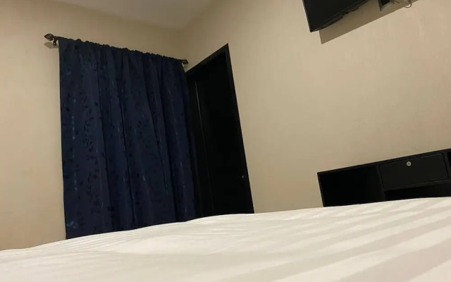 Hotel Central Pirámides