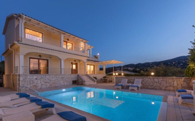 Kassiopi View Villas-Corfu-Villa Christos-4 bedrooms-big private pool-sea view-prime location