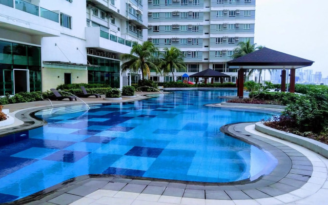 The Beacon Makati Staycation Suites