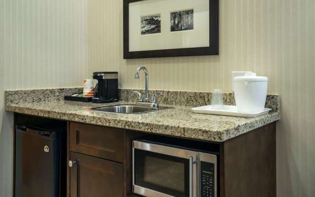 Comfort Inn & Suites Surrey