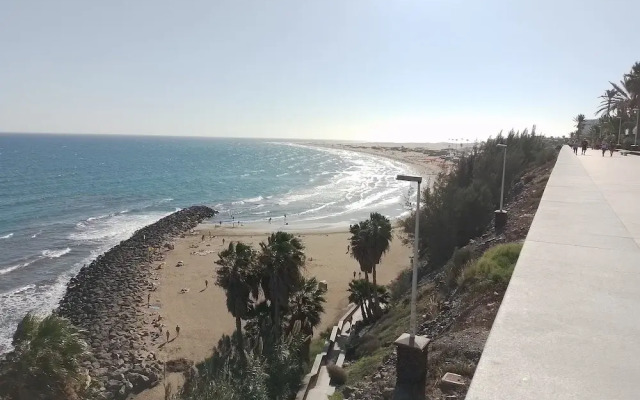 Impeccable 1-bed Apartment in Maspalomas