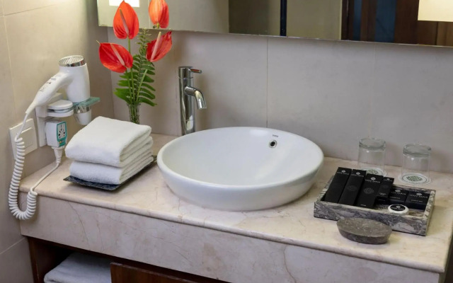 Taksu Sanur Hotel