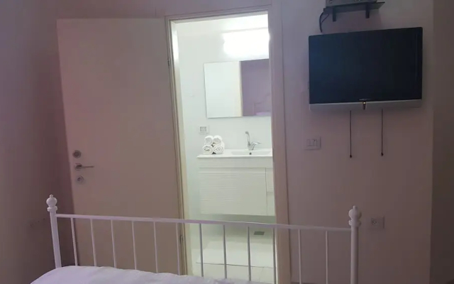 Regina's place
