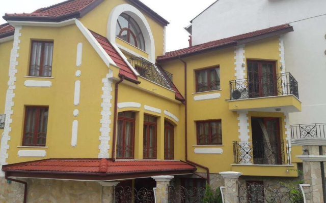 Hotel Rai