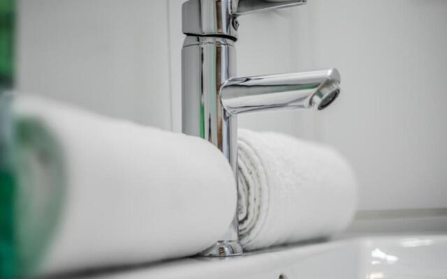 FIBES Apart Loft by Valcambre