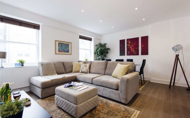 Stunning  Queensway Apartment - SGS