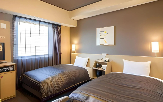 Hotel Route-Inn Toyama Inter