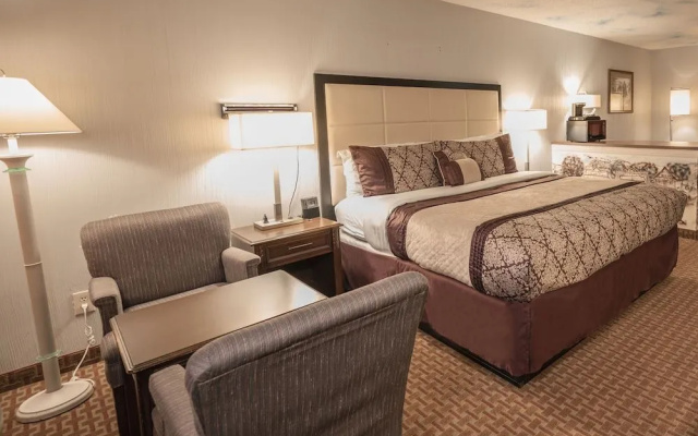 River Oak Inn