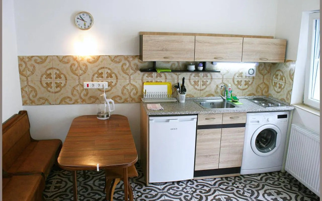 White Quiet Apartment