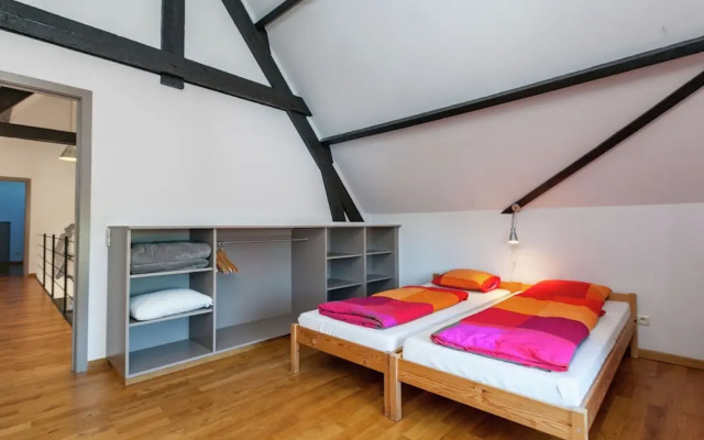 Farmhouse in Vleteren for Eight Person