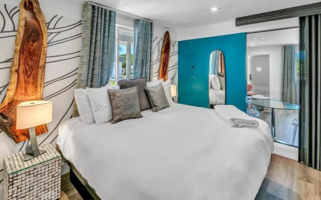 The Saint Hotel