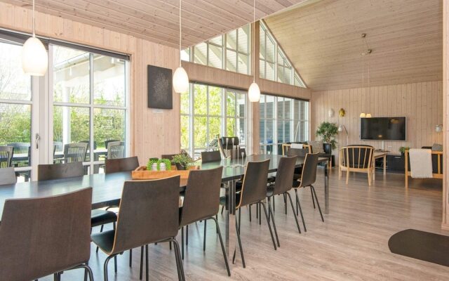 Luxury Beach House With Pool