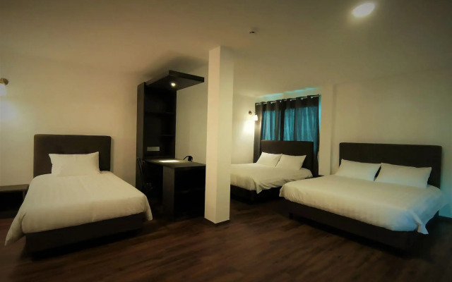 Hotel Longhouse