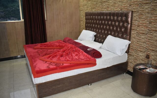 Green City Hotel