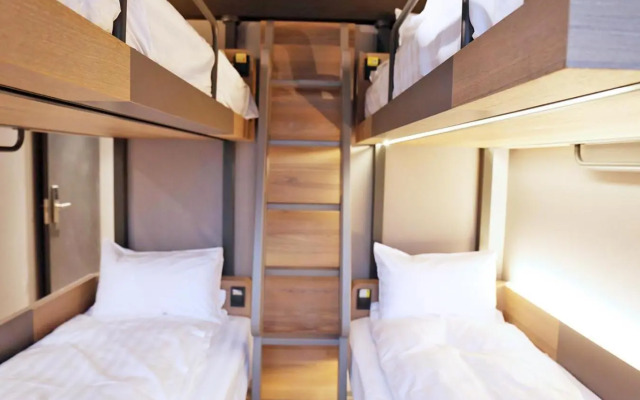Kiwi Share Hotel - Zhongli Station Branch - Hostel