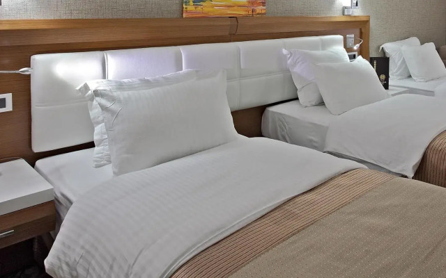Selcuk Hotel Sems-i Tebrizi