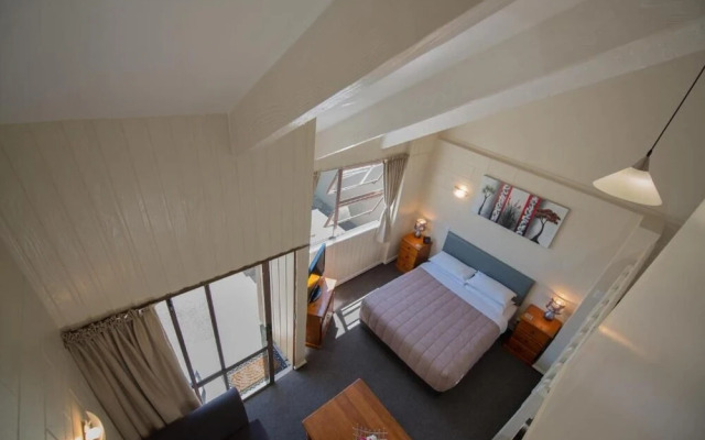 Howick Motor Lodge