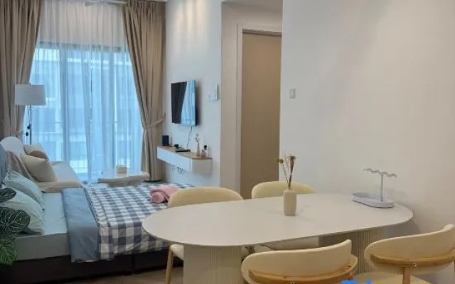 Upton | Near Timberland medical, Aeon by HopeHome – Guest Rooms – Kuching