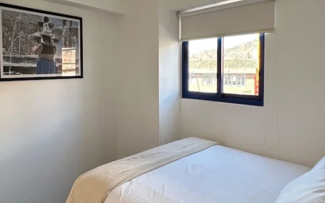w Trendy 2BR Duplex Retreat in Cusco