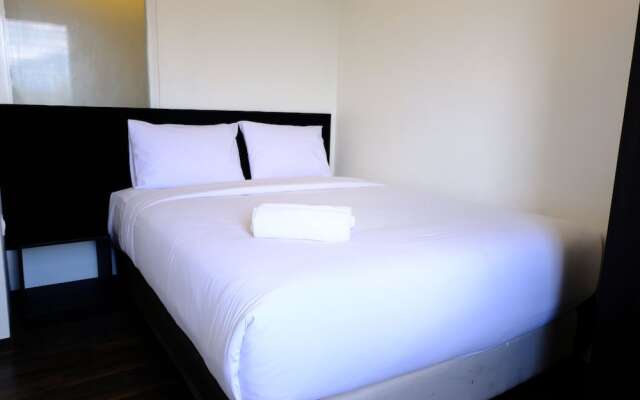 Homey 1Br Apartment At Gateway Ahmad Yani Cicadas