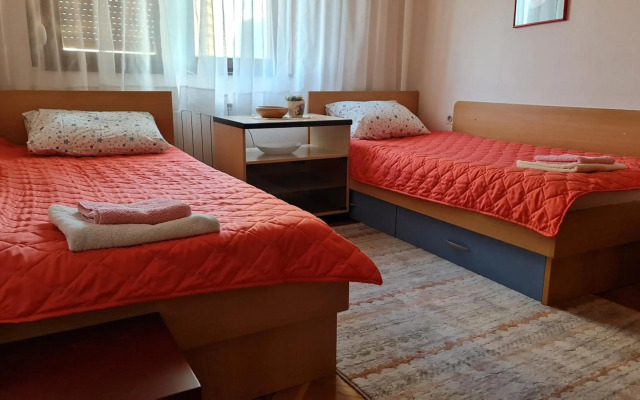 Family Apartment Ivanovic