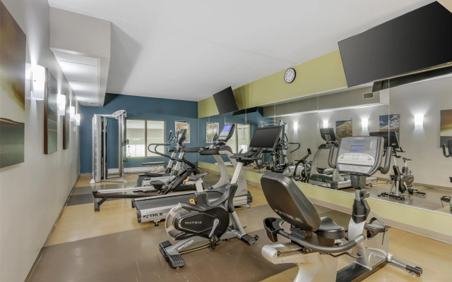 Best Western Plus Winnipeg West