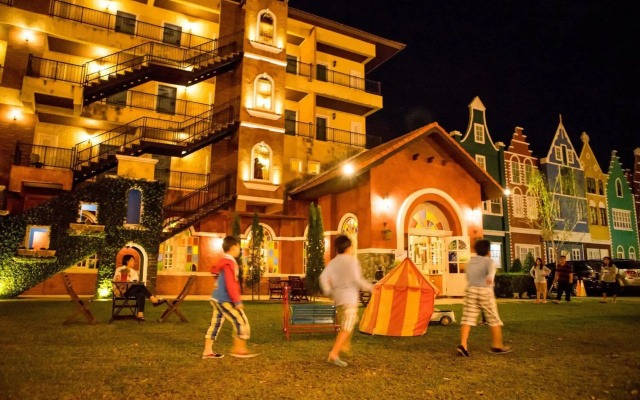 San Pareni Hotel