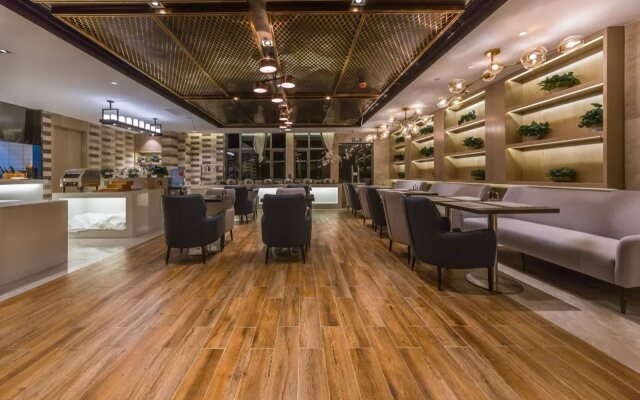 Echarm Hotel (Kunming Changshui International Airport)