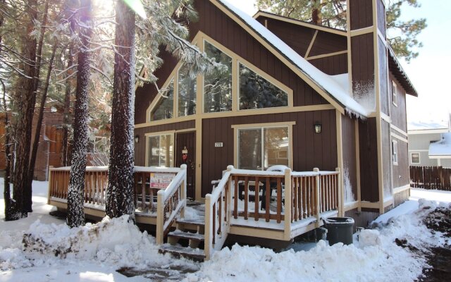 Ski and Tee Cabin