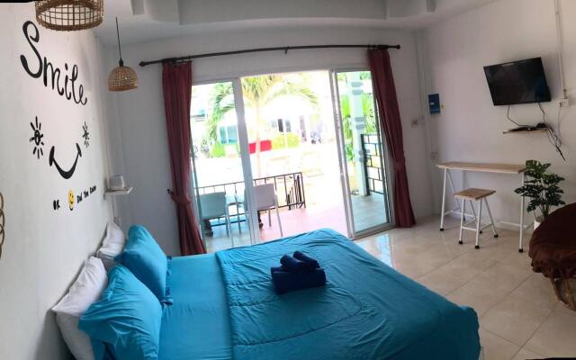 Baan Captain Hook at Koh Larn