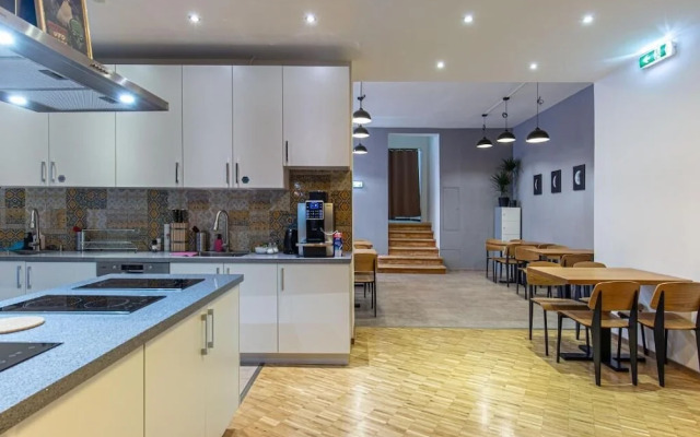 area24I7 Europaplatz Apartment