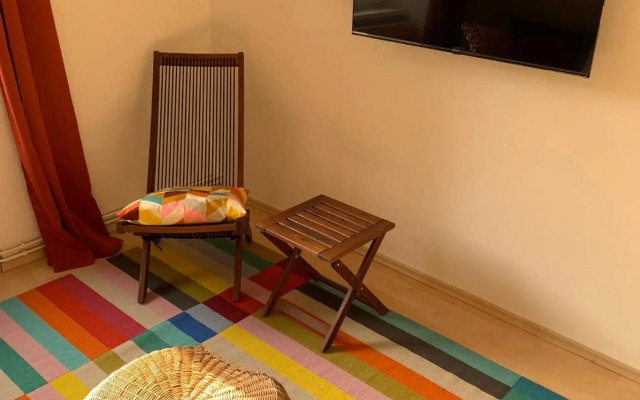 Traverl's Contactless Shelter - by Nahuen Suites