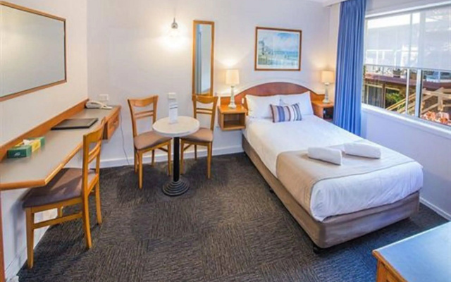 Caribbean Motel – Guest Rooms – Coffs Harbour