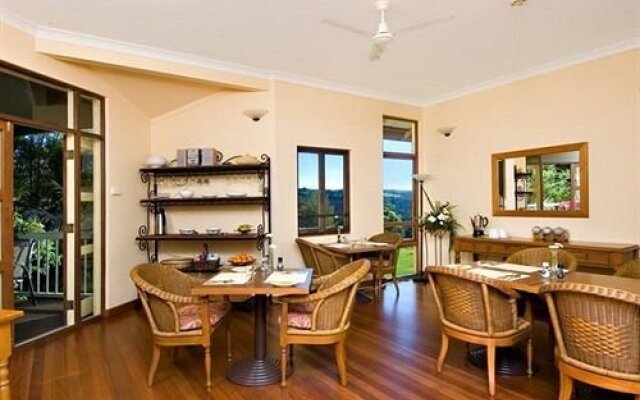 Maleny Hideaway 